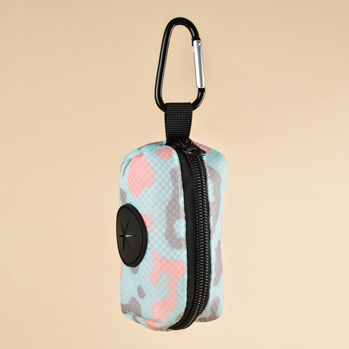 1pcs Outdoor Portable Dog Poo Bag Dispenser, Durable Dog Leather Strap Attachment (Without Poo Bag And Leash)